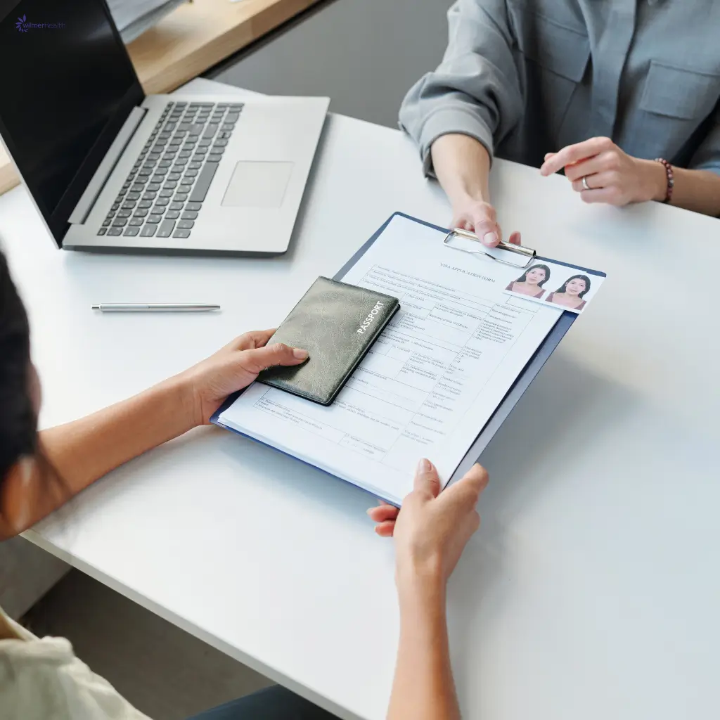 An image of a lady applying for a Spanish non-lucrative visa and submitting an ACRO certificate.